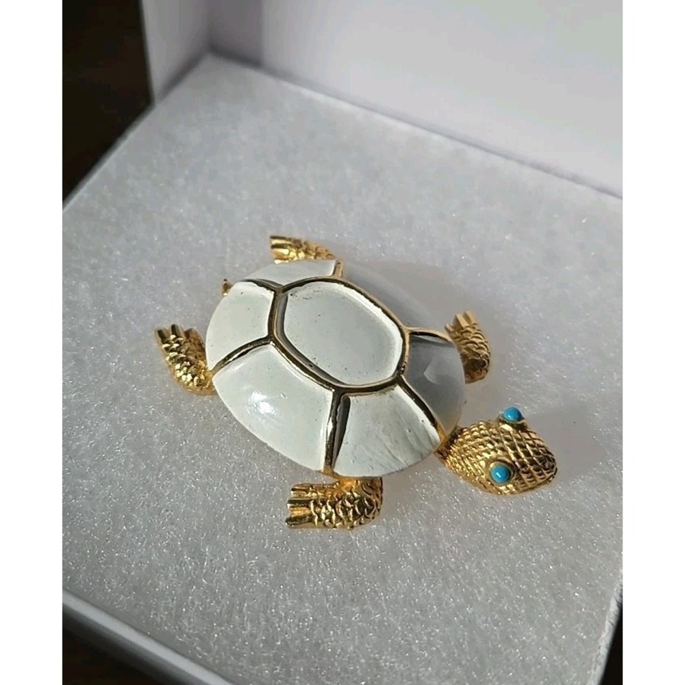 Vintage Turtle Pin Domed White Enamel Gold Tone/ Torquoise Colored Eyes Rare